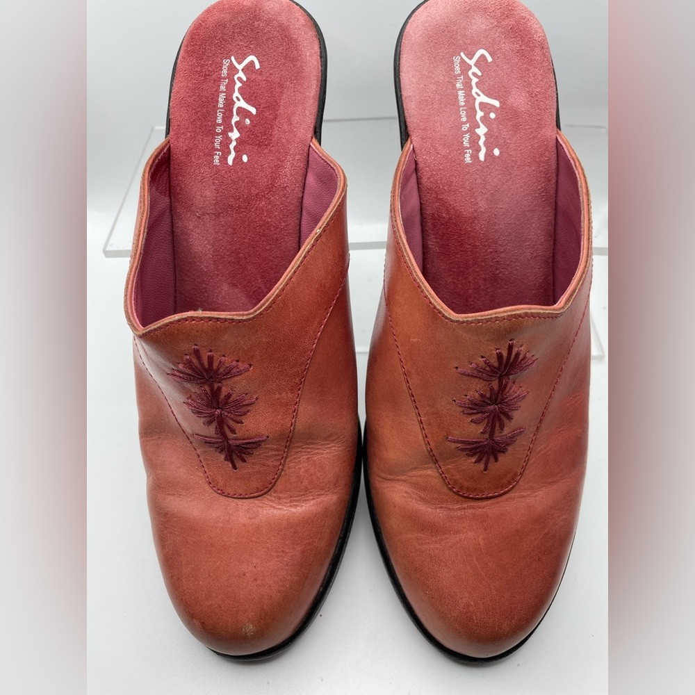Sudini red leather mule clog slid closed toe heel